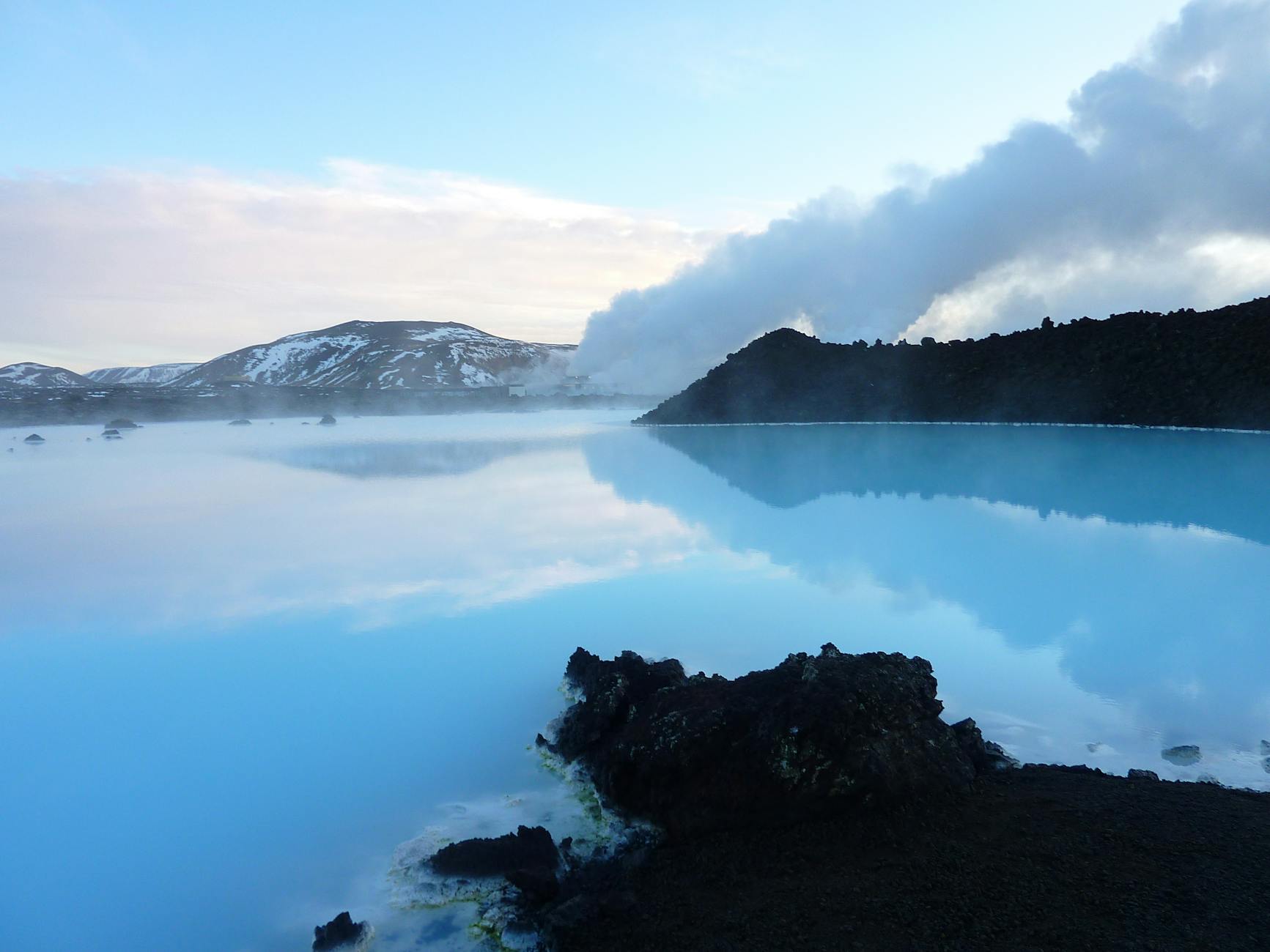 Blue Lagoon geothermal spa Iceland steam