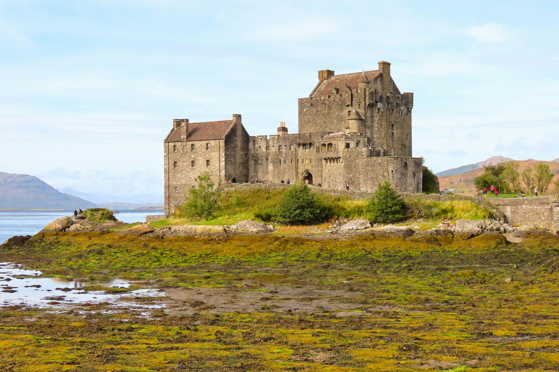 Eilean Donan Castle Scotland Highlands loch autumn